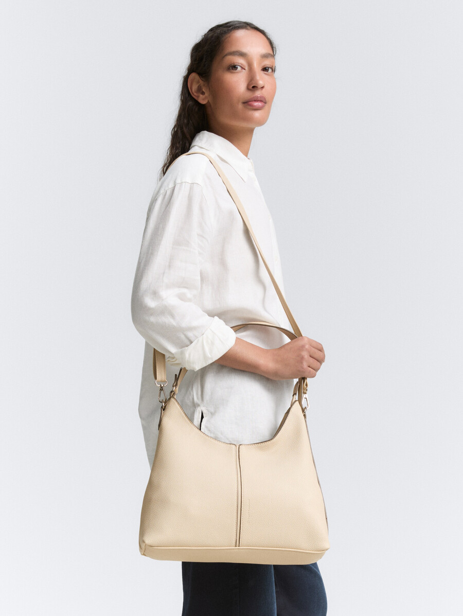 pochette ttjema m avec surpiqûres décoratives