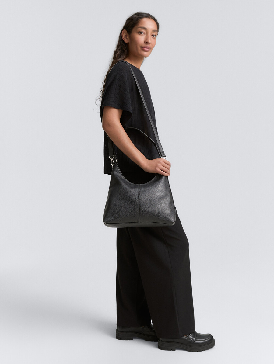 pochette ttjema m avec surpiqûres décoratives
