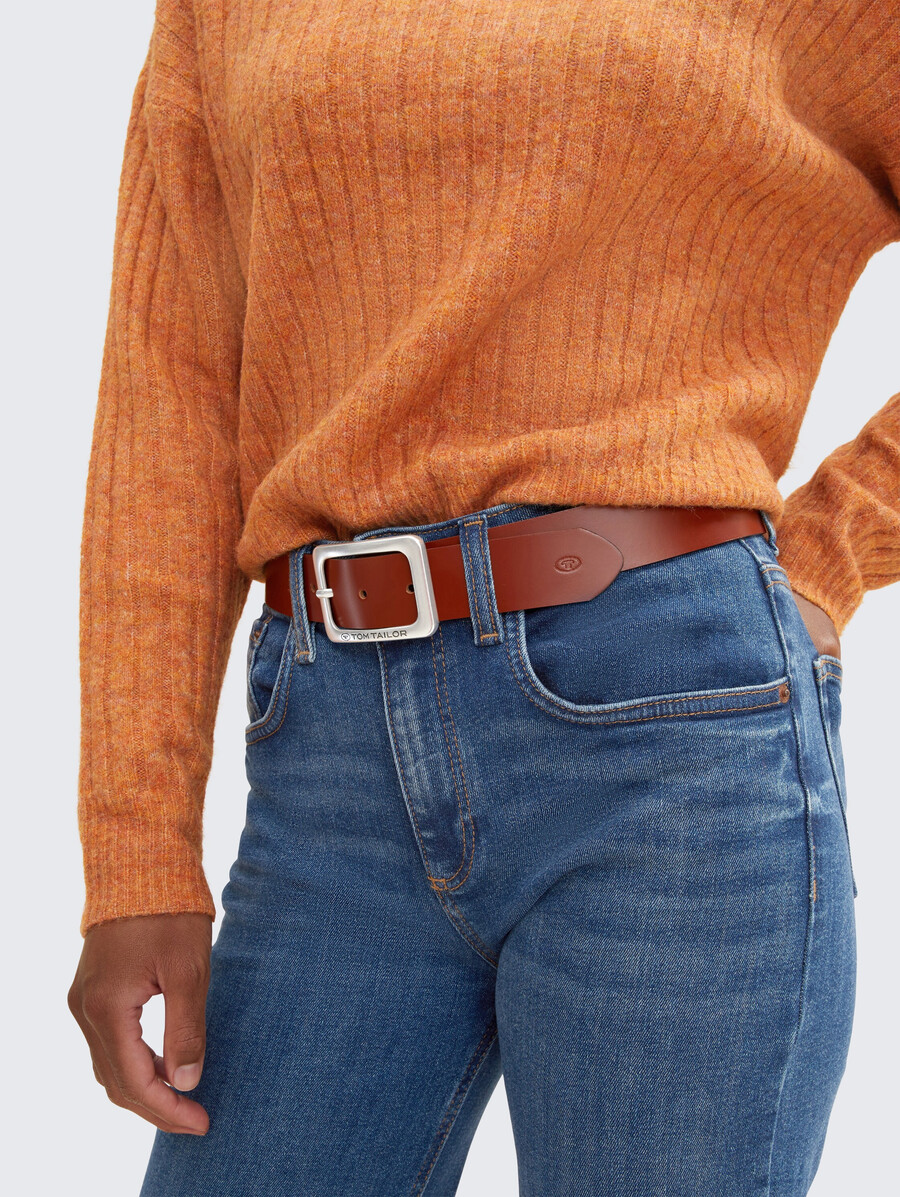 ceinture en cuir tteve avec boucle ardillon carrée