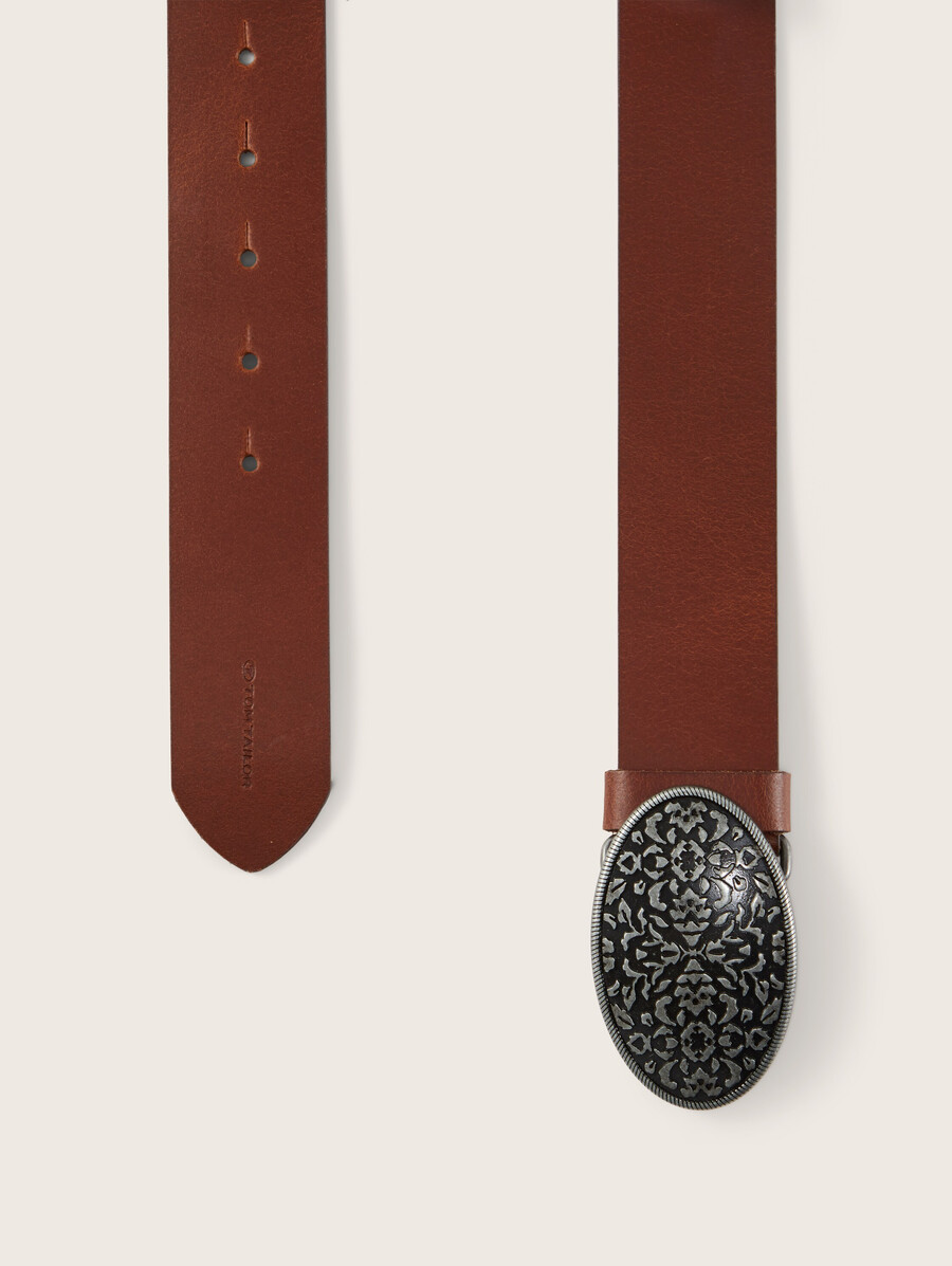 ceinture en cuir tttaylor avec boucle