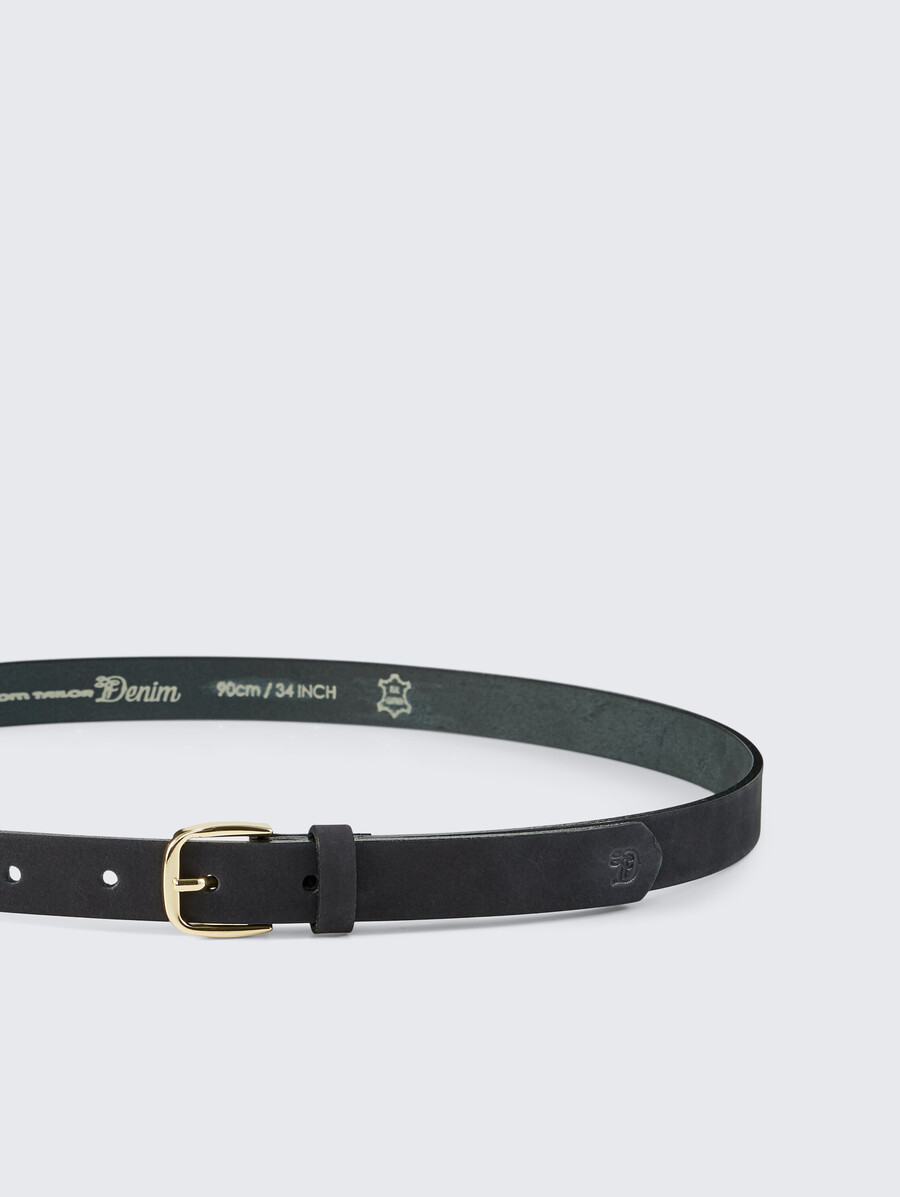 ceinture étroite en cuir ttmeghan avec boucle ardillon arrondie