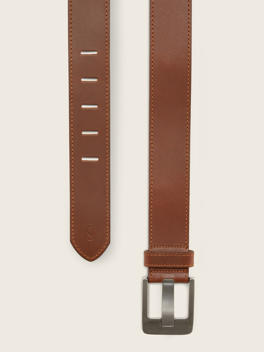 ceinture en cuir avec boucle ardillon carrée