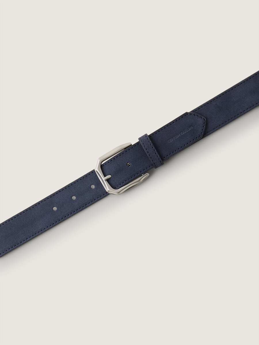 ceinture en daim ttalison avec boucle ardillon carrée