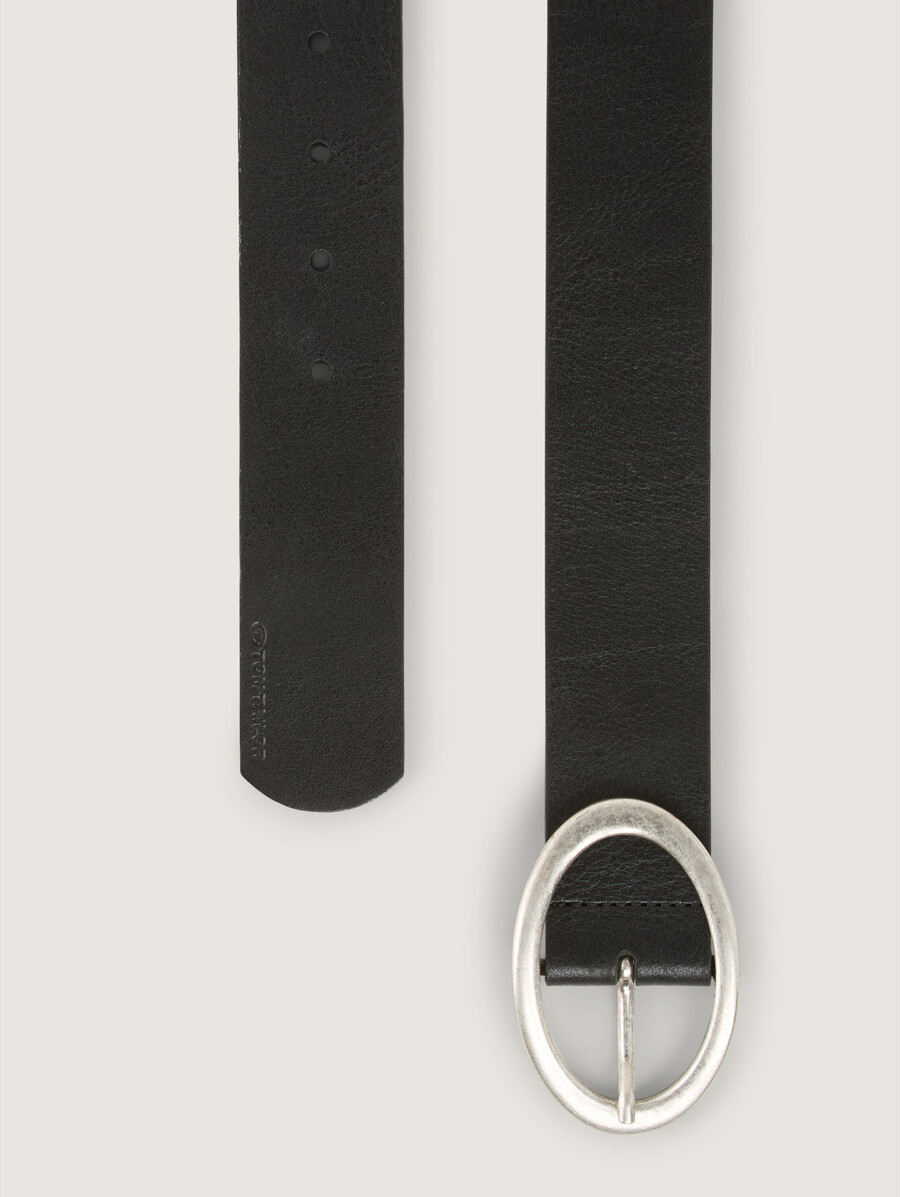ceinture en cuir ttruby avec boucle ardillon ovale