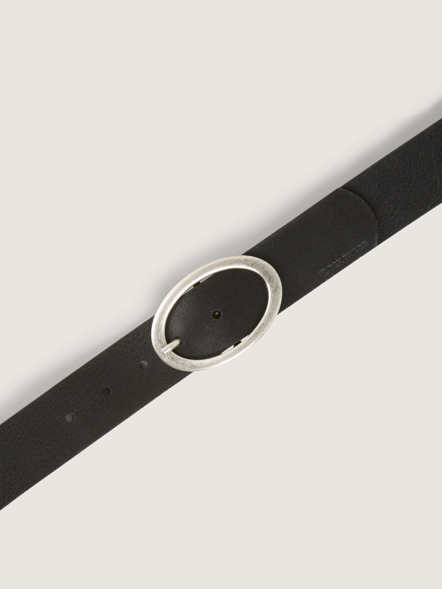 ceinture en cuir ttruby avec boucle ardillon ovale