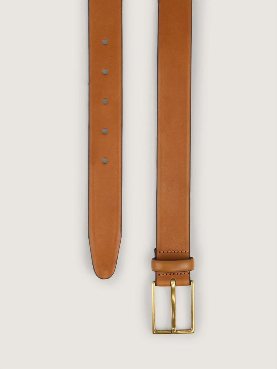 ceinture en cuir ttcara avec boucle ardillon carrée