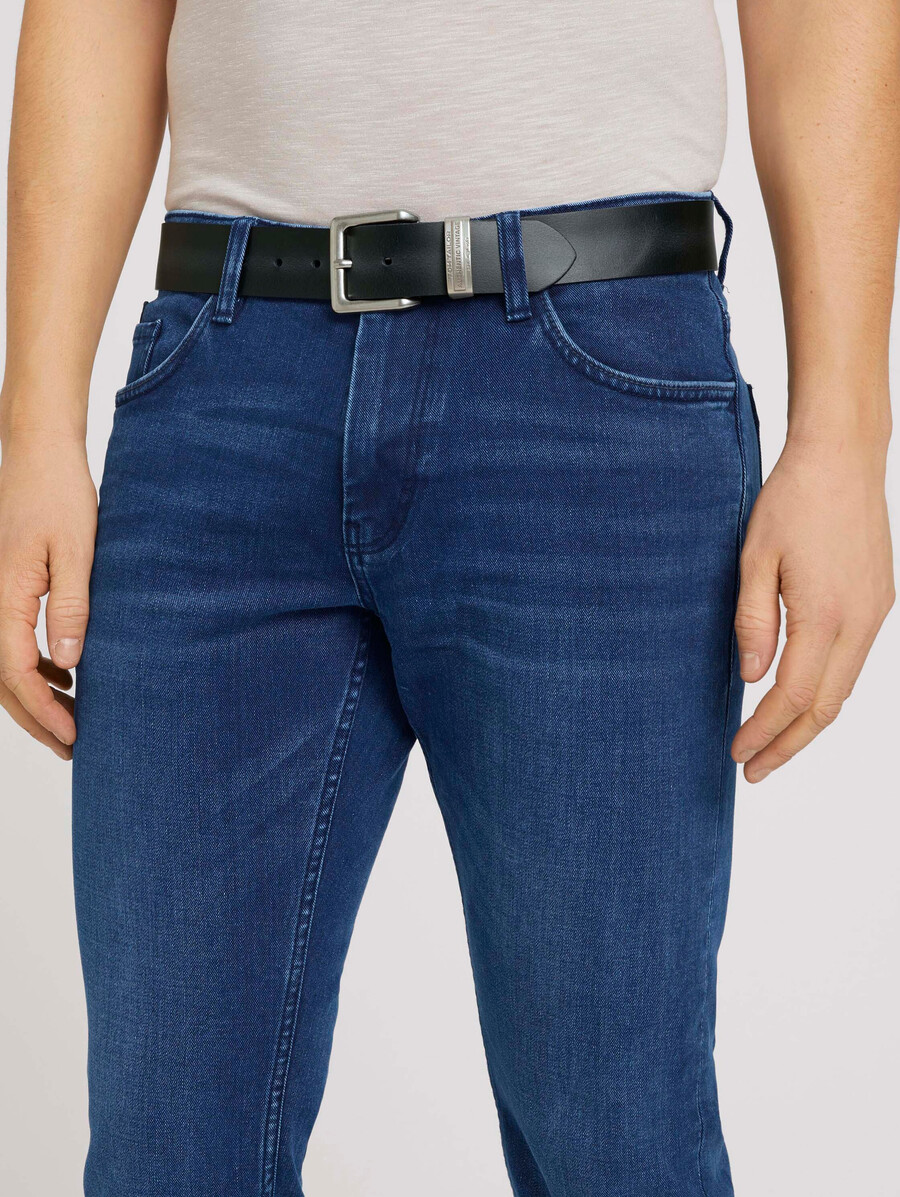 ceinture en cuir ttharry avec boucle ardillon carrée