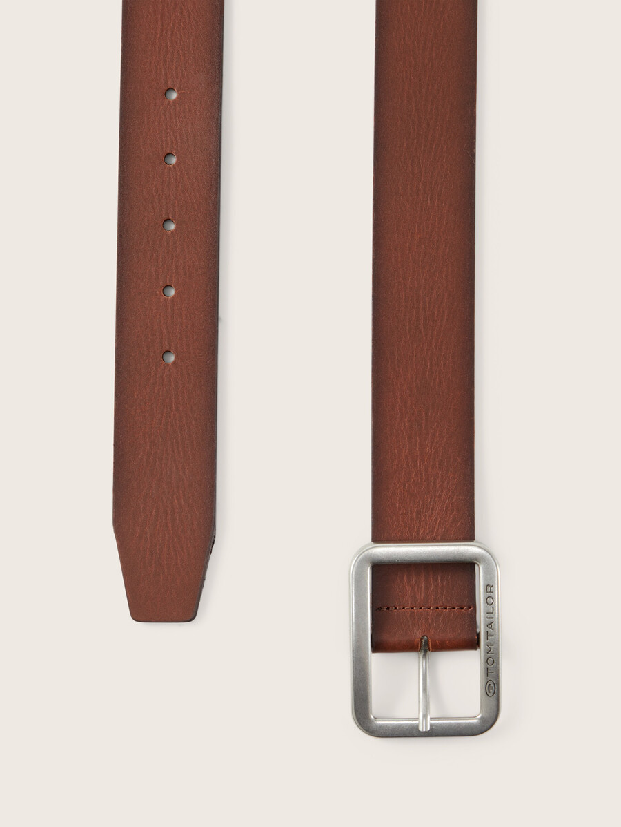 ceinture en cuir ttted avec boucle ardillon carrée