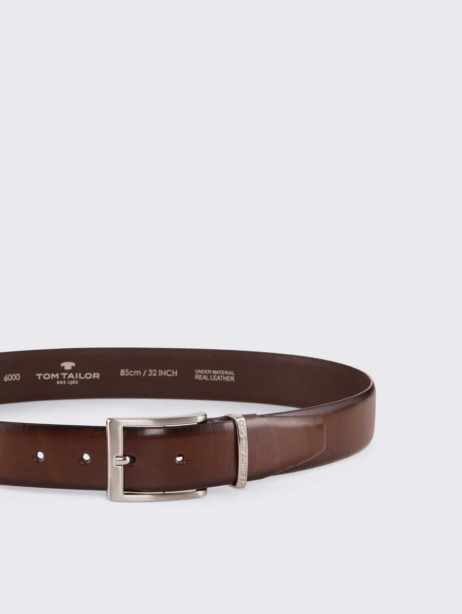 ceinture ttbill avec boucle à ardillon carrée