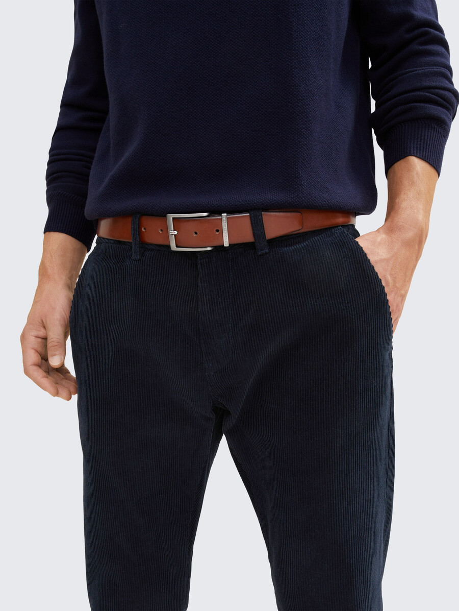 ceinture ttbill avec boucle à ardillon carrée