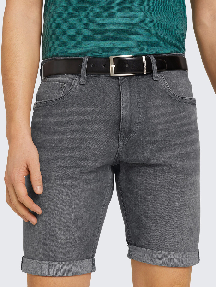 ceinture ttbill avec boucle à ardillon carrée