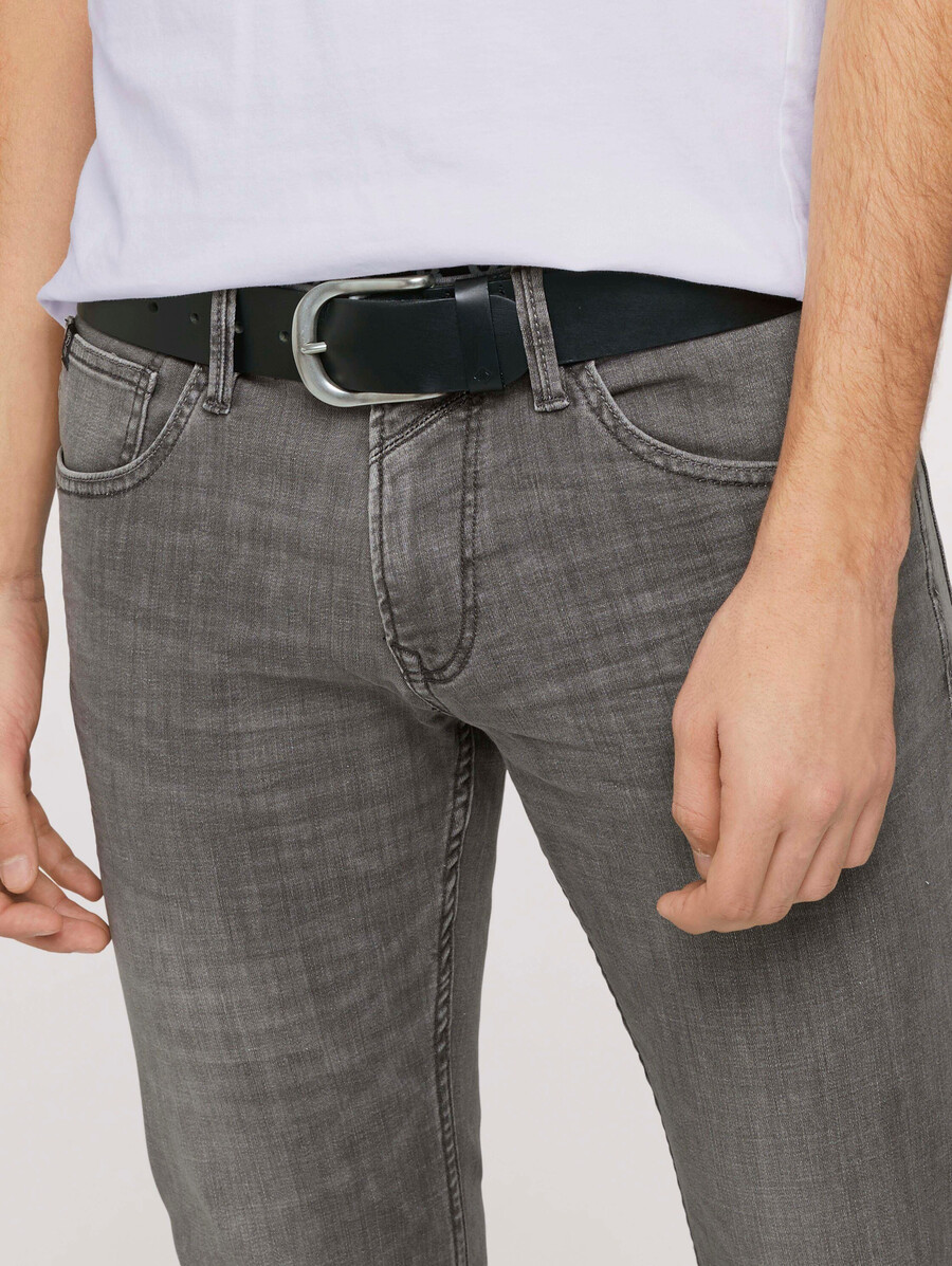 ceinture en cuir ttpeter avec boucle ardillon arrondie