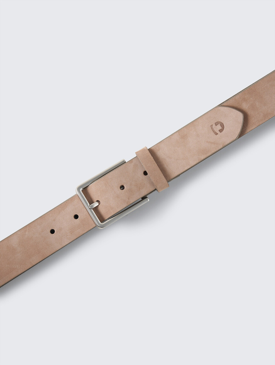 ceinture en cuir avec boucle ardillon carrée