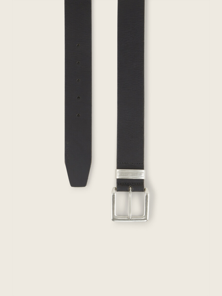 ceinture en cuir ttjacob avec boucle ardillon carrée