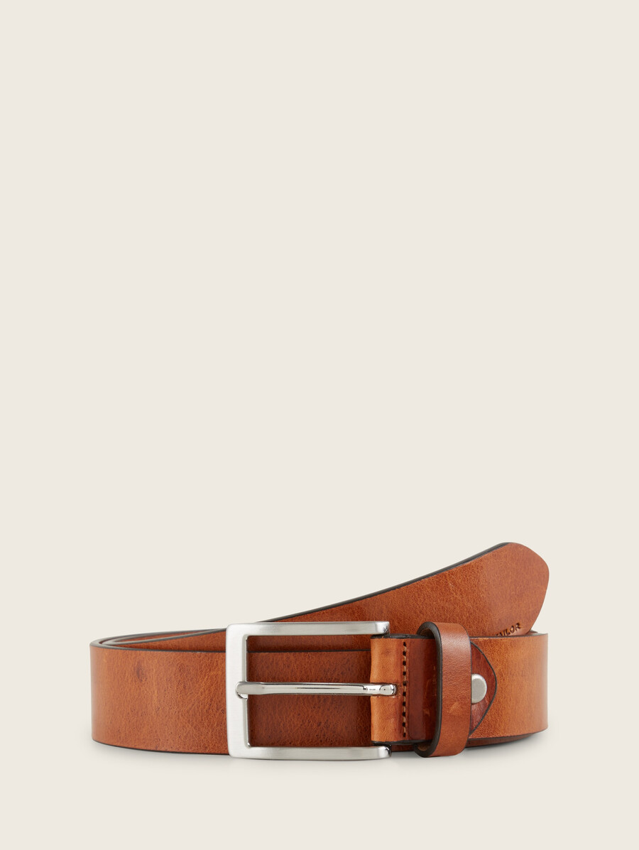 ceinture en cuir ttjaden avec boucle ardillon carrée