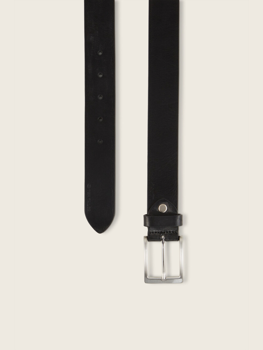 ceinture en cuir ttjaden avec boucle ardillon carrée