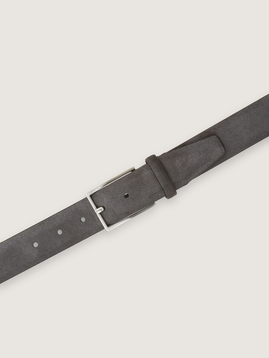 ceinture en daim ttlogan avec boucle ardillon carrée