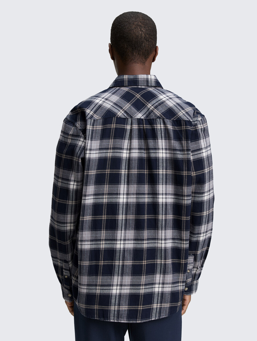 chemise coupe décontractée à carreaux
