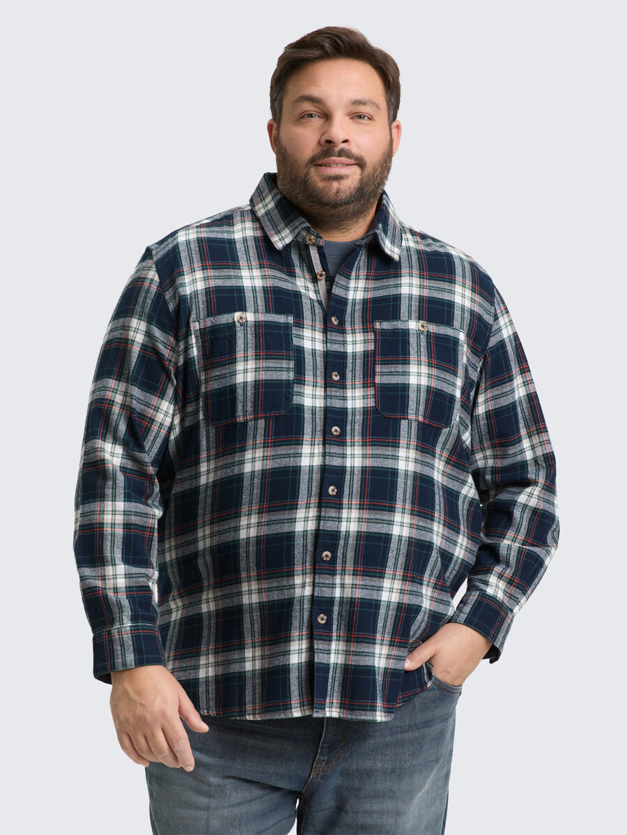chemise en flanelle grande taille coupe confortable à carreaux
