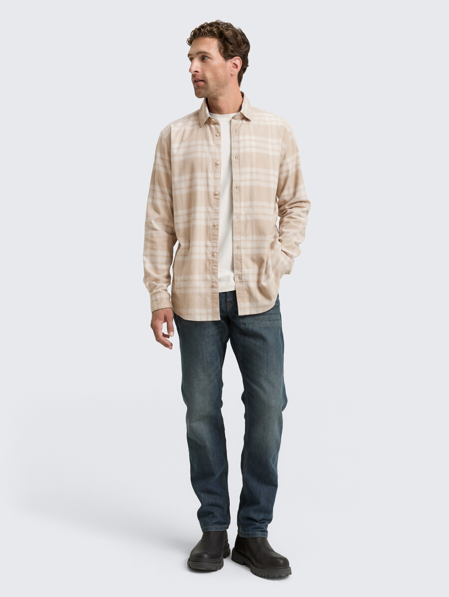 chemise coupe classique avec logo brodé