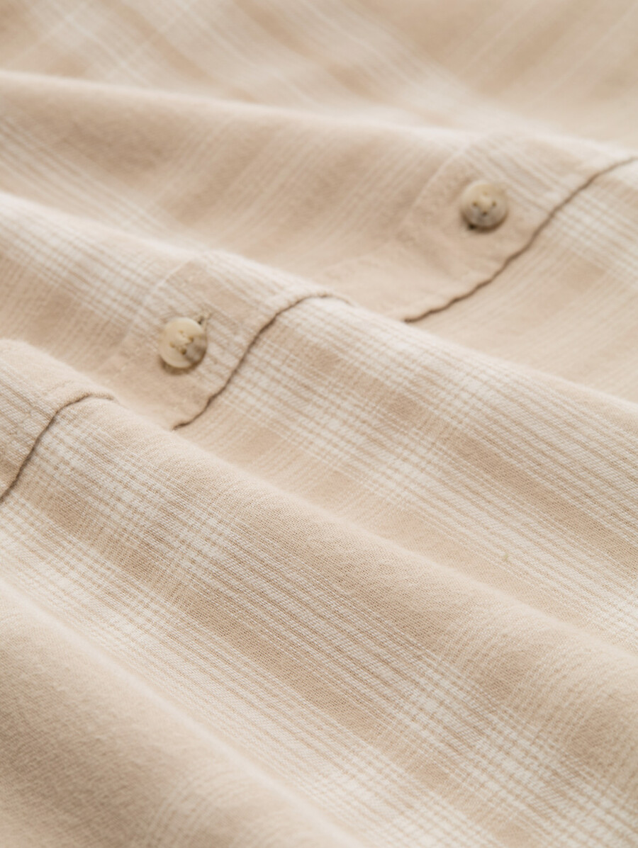 chemise coupe classique avec logo brodé