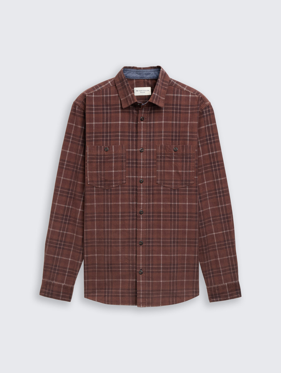 chemise en velours côtelé coupe classique à carreaux