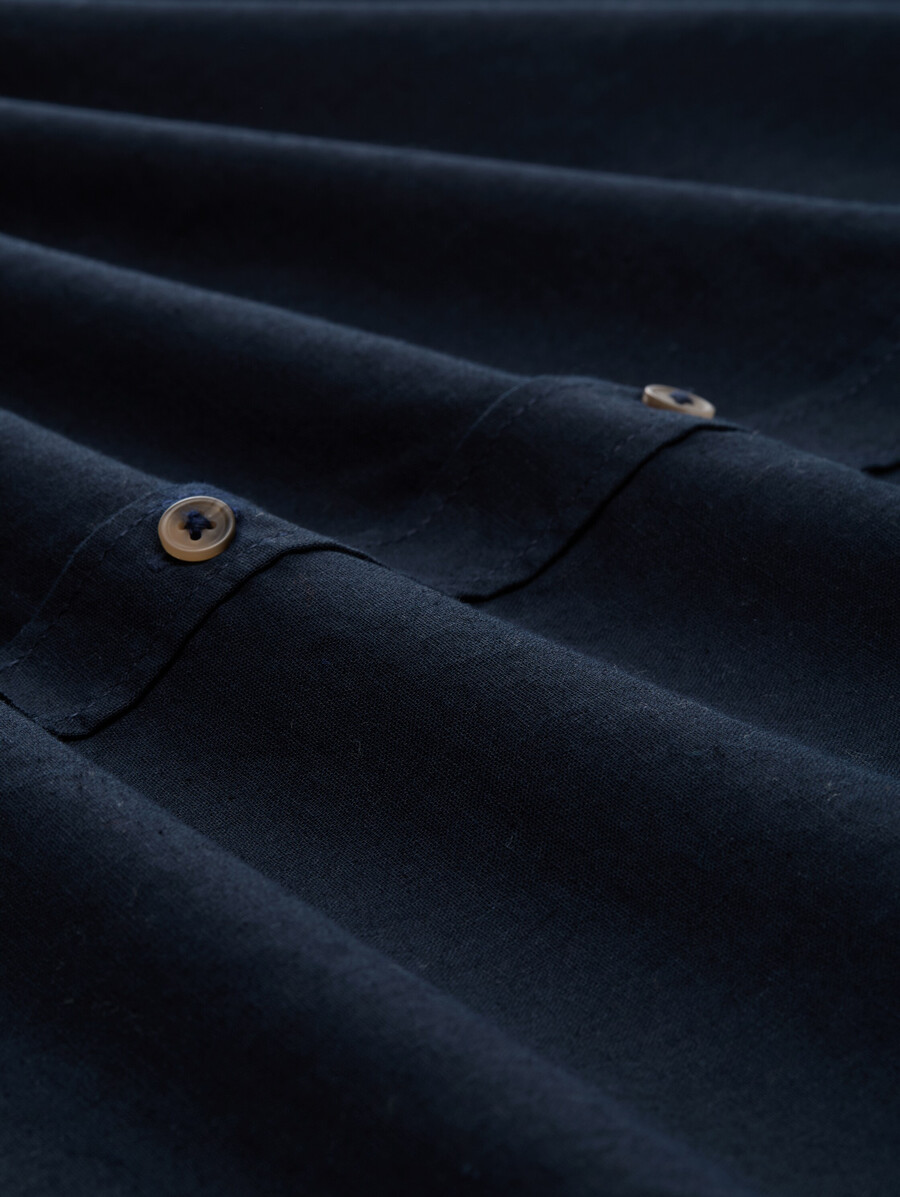 chemise à manches courtes coupe classique en lin