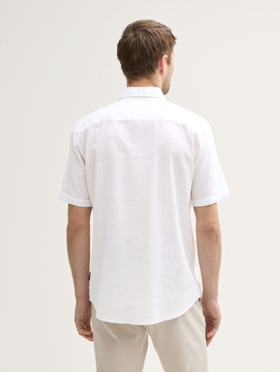chemise à manches courtes coupe classique en lin