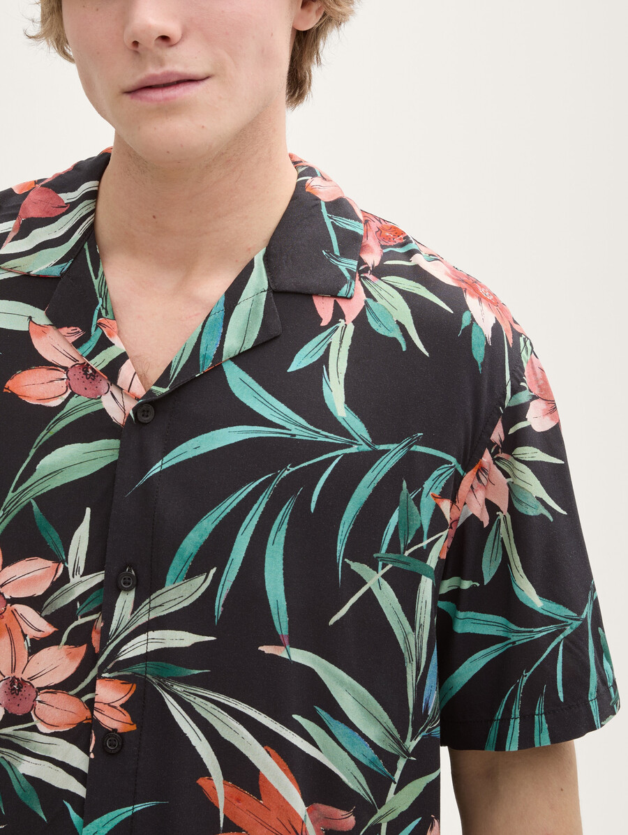 chemise à manches courtes coupe décontractée à motif floral