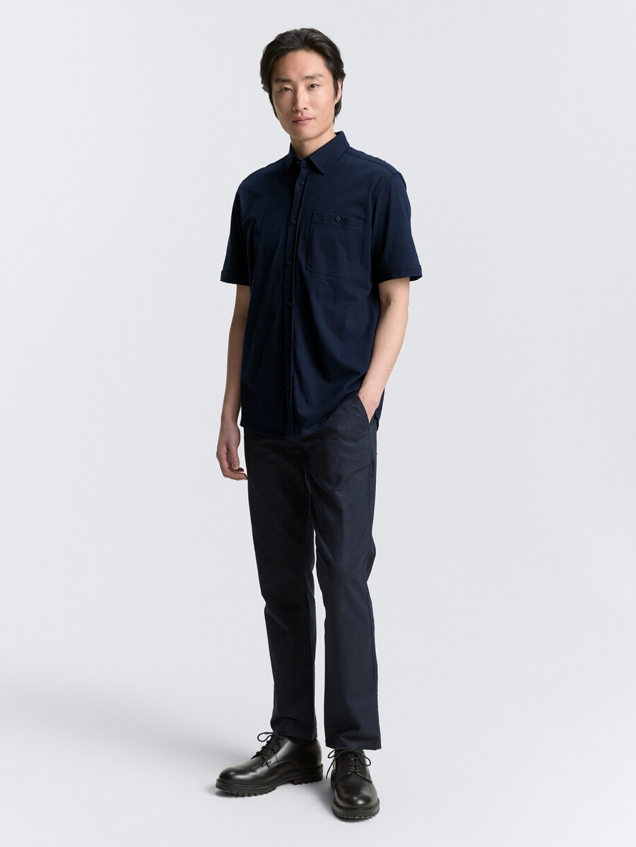 chemise en coton à manches courtes coupe classique