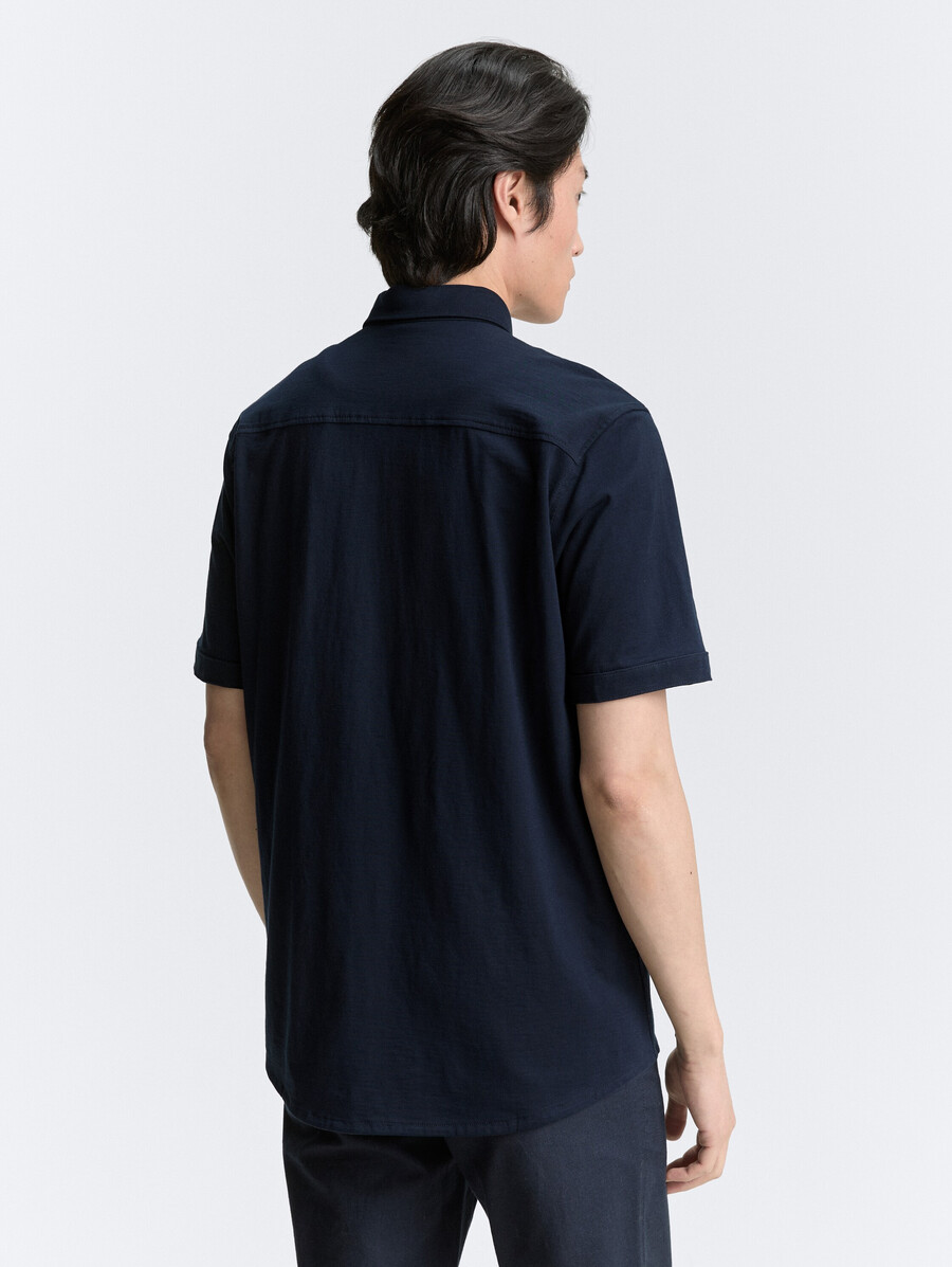 chemise en coton à manches courtes coupe classique