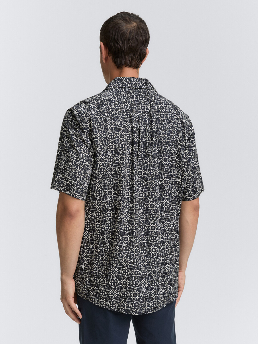 chemise à manches courtes coupe confortable style hawaïen