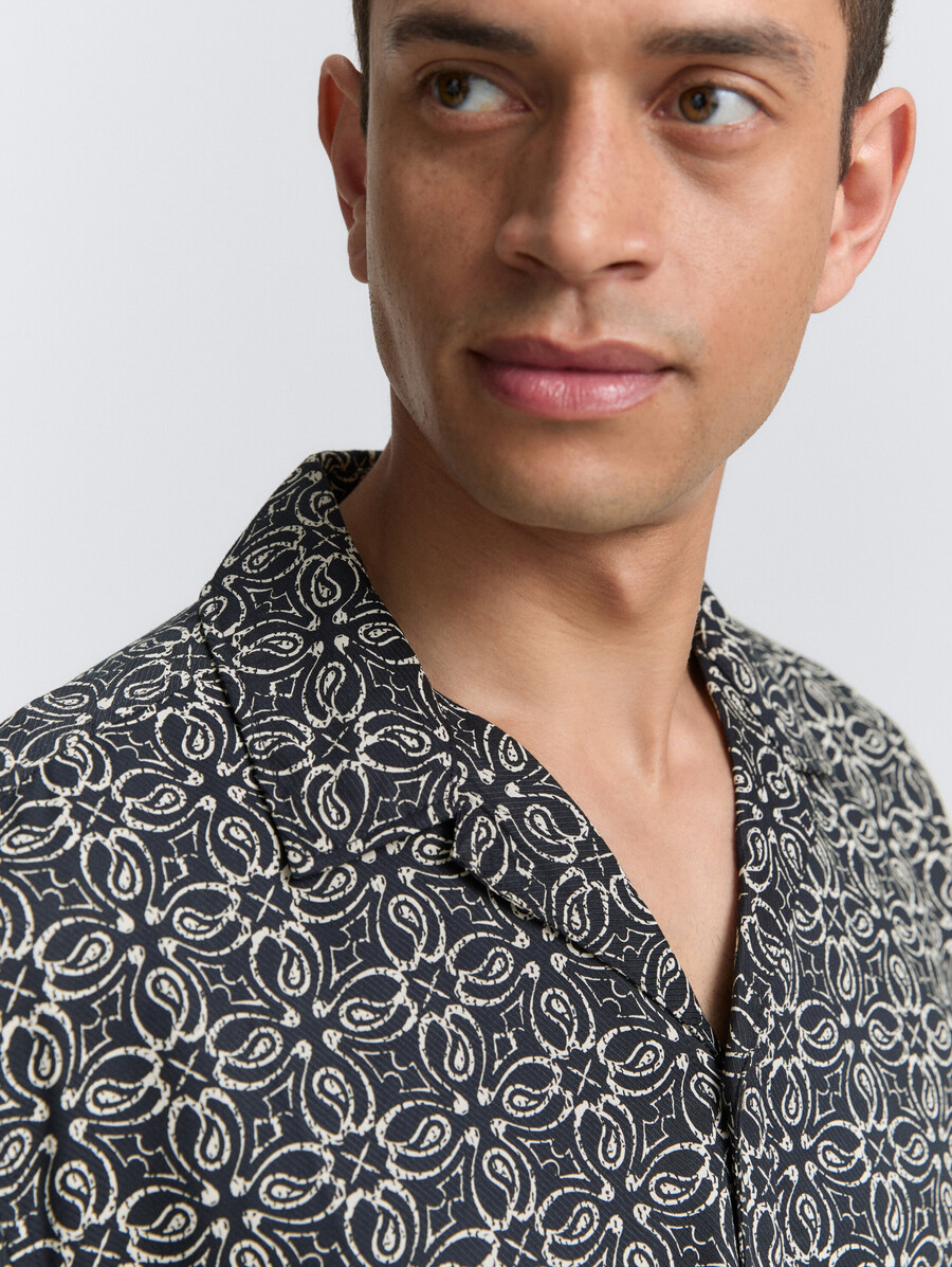 chemise à manches courtes coupe confortable style hawaïen