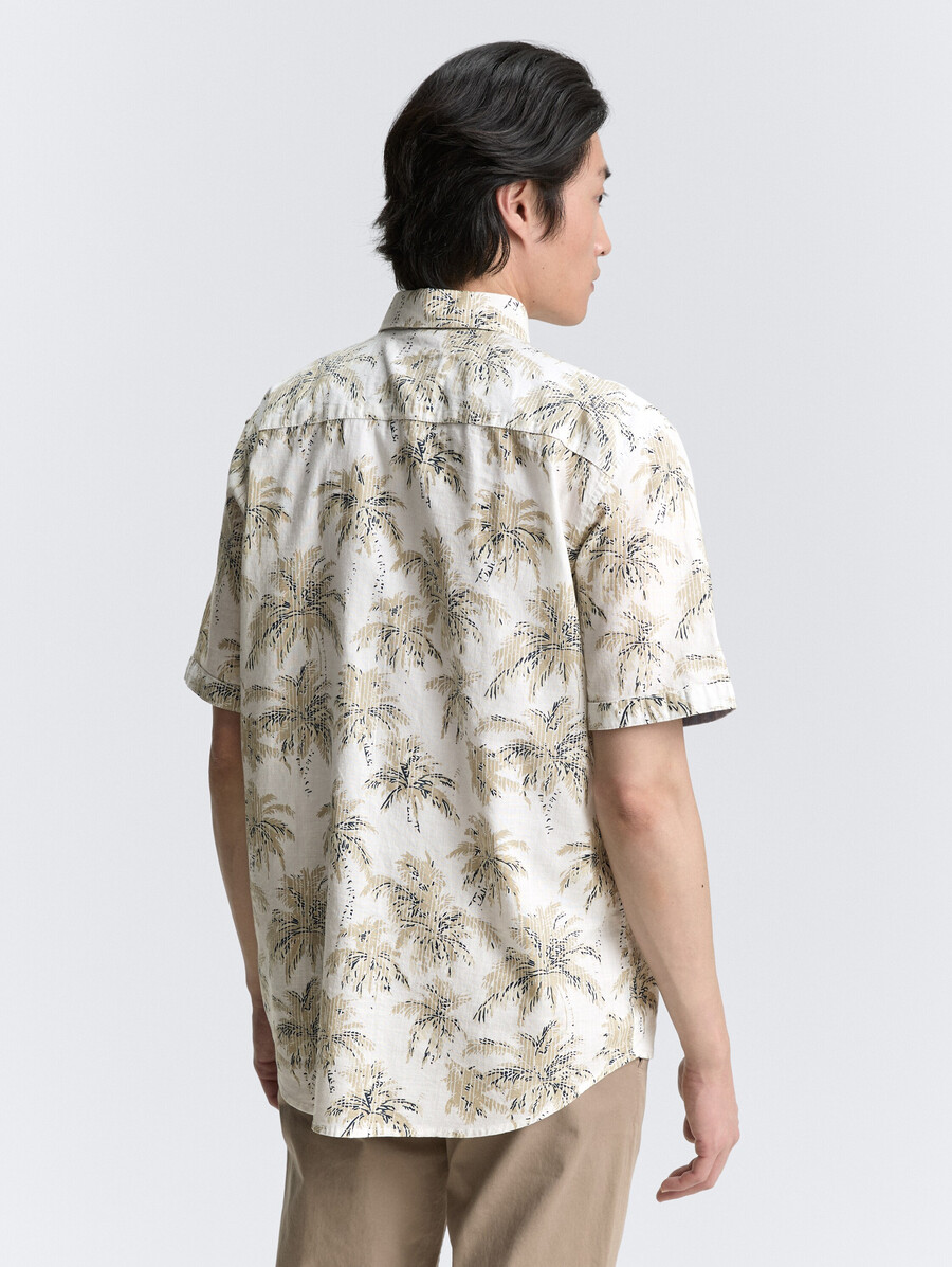 chemise à manches courtes coupe classique avec imprimé palmier