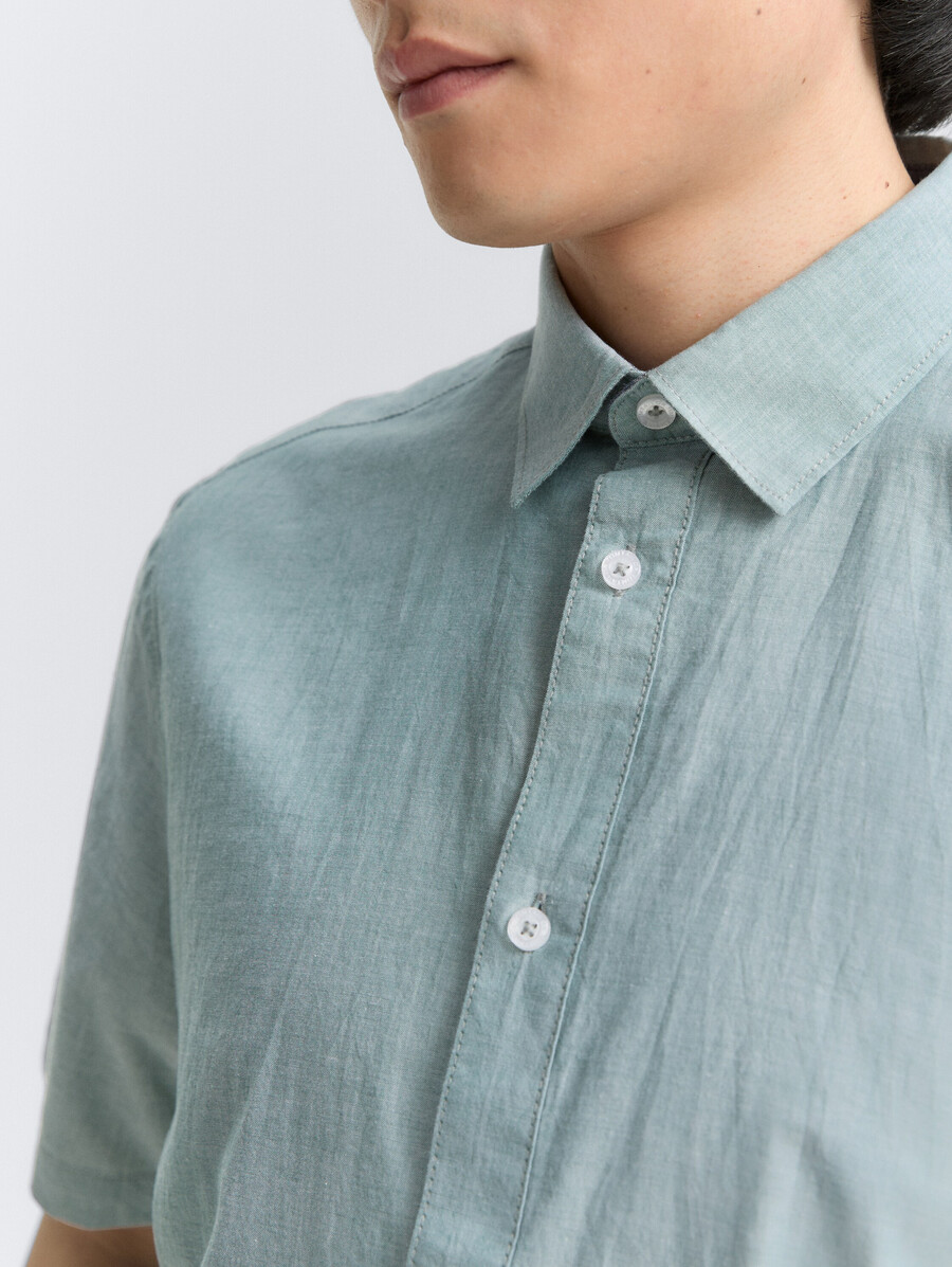 chemise en coton à manches courtes coupe classique