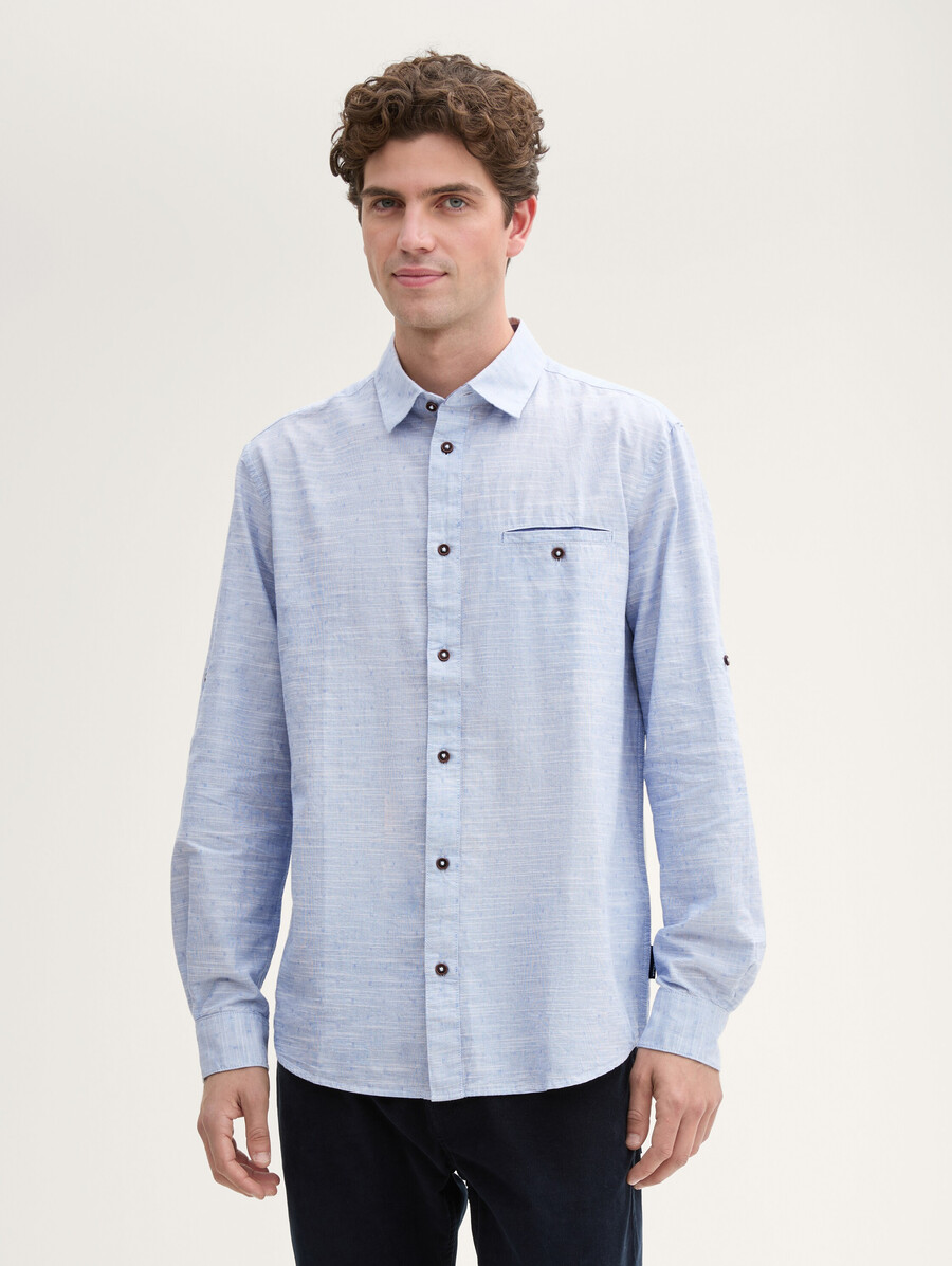 chemise coupe classique avec revers fonctionnel