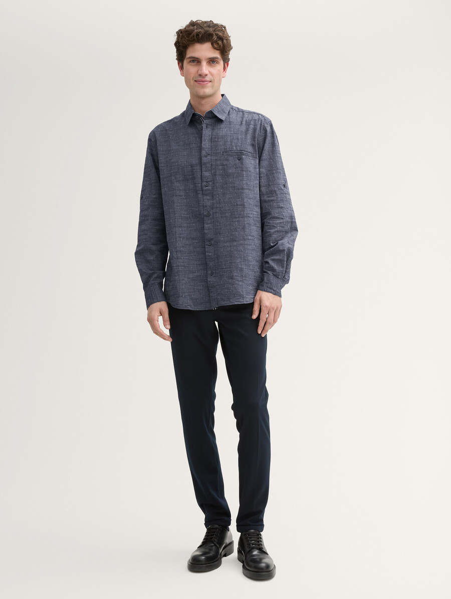 chemise coupe classique avec revers fonctionnel
