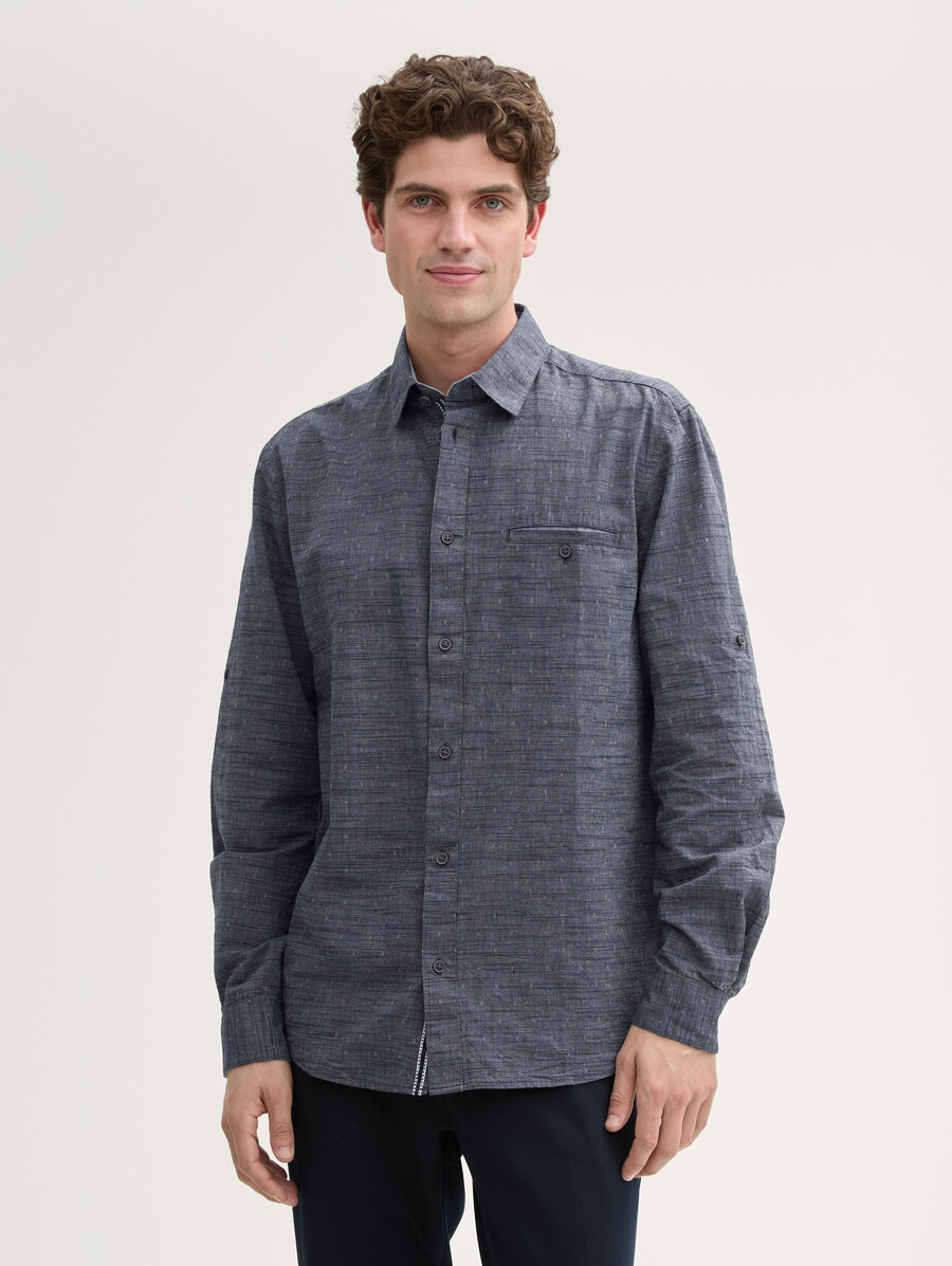chemise coupe classique avec revers fonctionnel