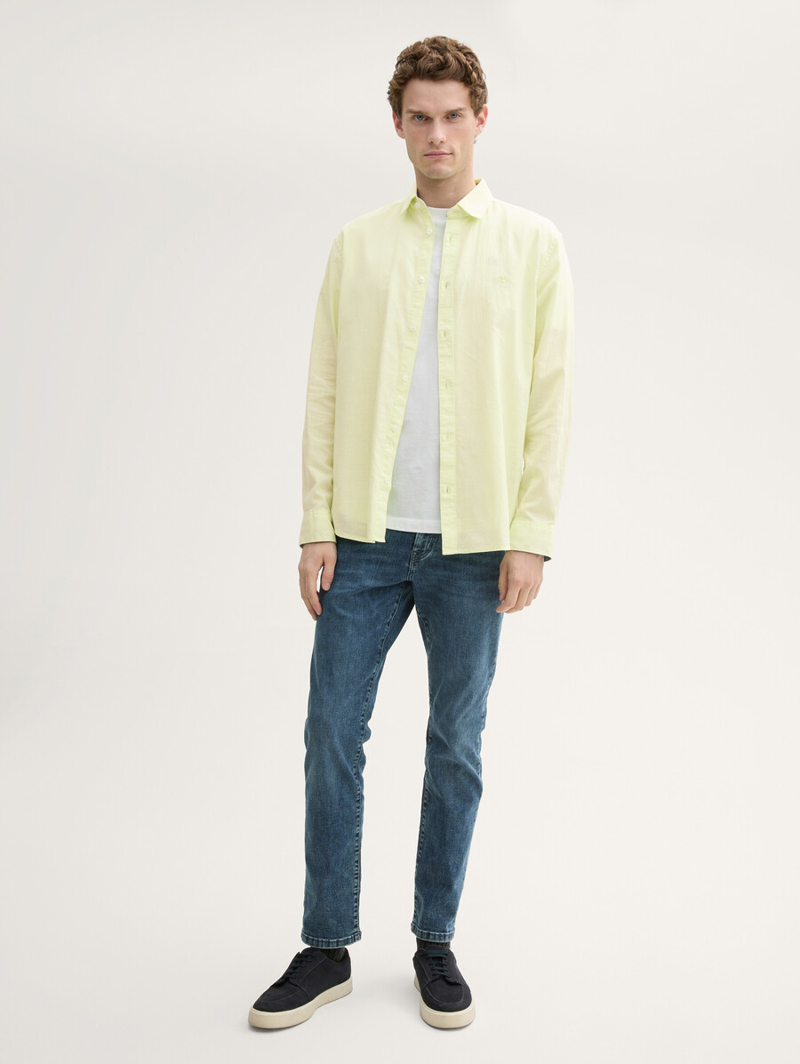 chemise coupe classique avec logo brodé