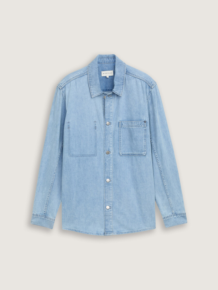 chemise en denim coupe confortable avec poche poitrine