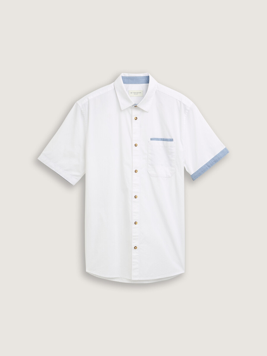 chemise à manches courtes coupe classique avec poche poitrine