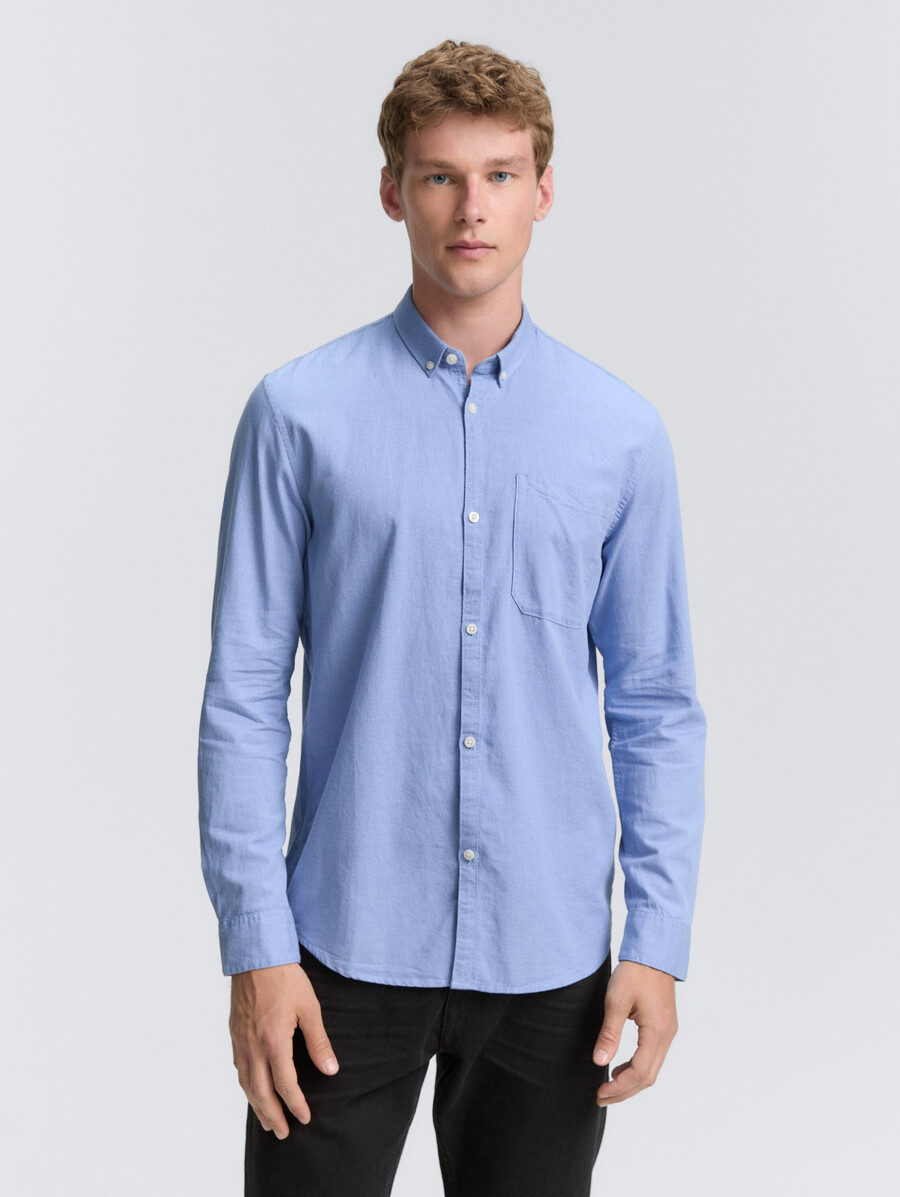 chemise coupe classique avec poche poitrine