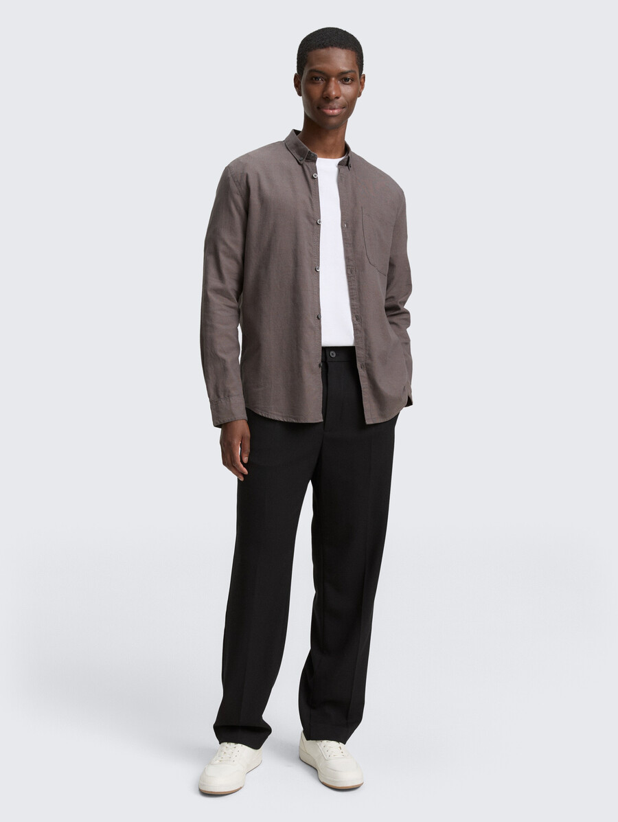 chemise coupe classique avec poche poitrine