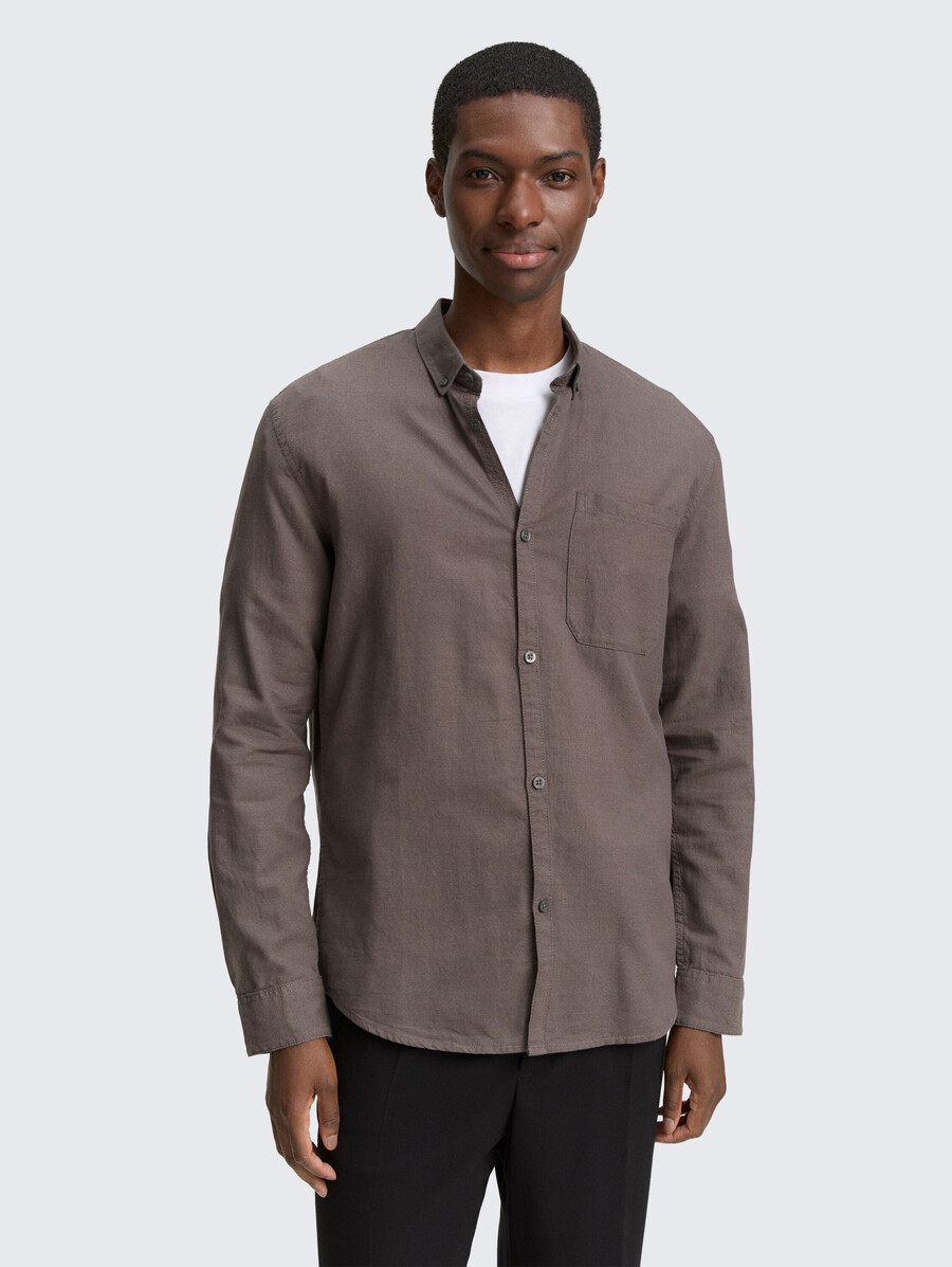 chemise coupe classique avec poche poitrine