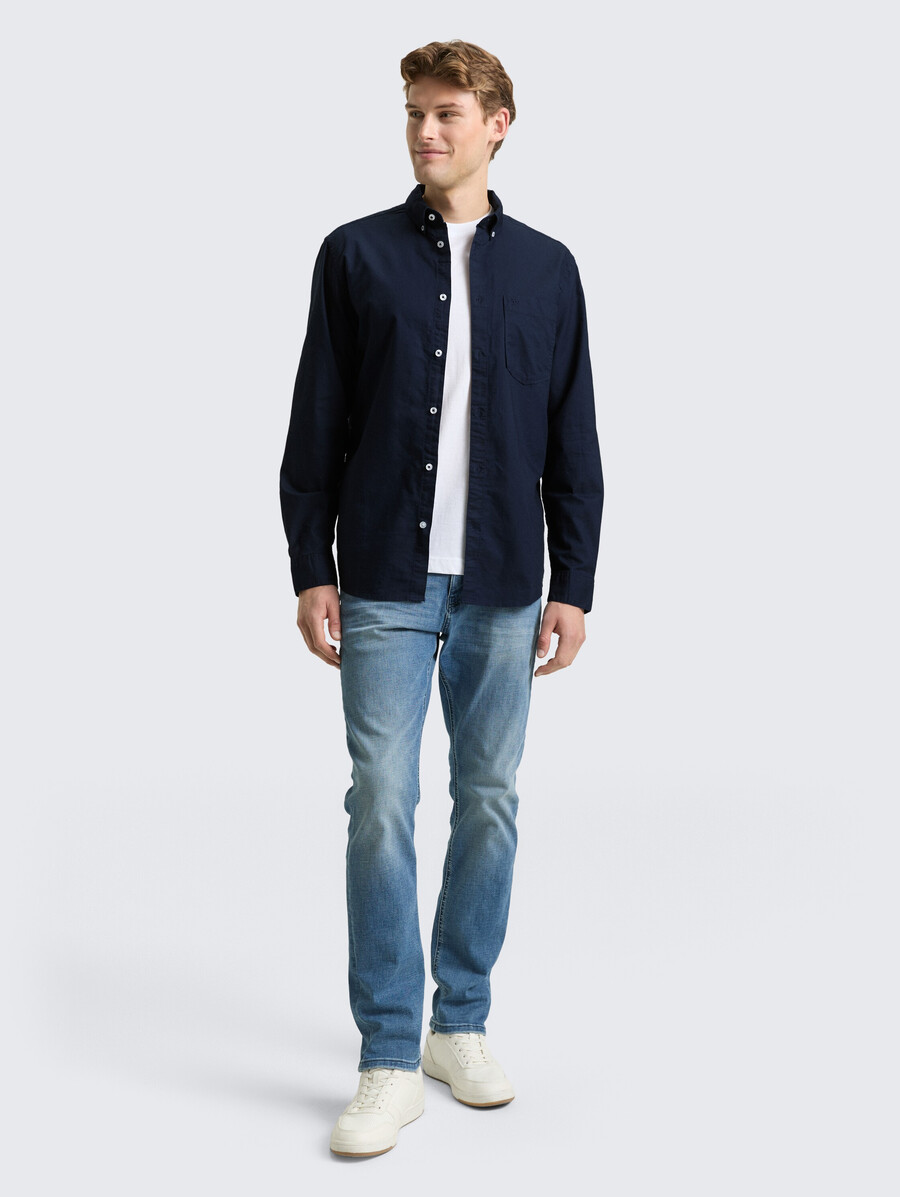 chemise coupe classique avec poche poitrine