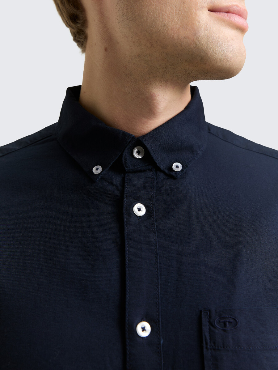 chemise coupe classique avec poche poitrine