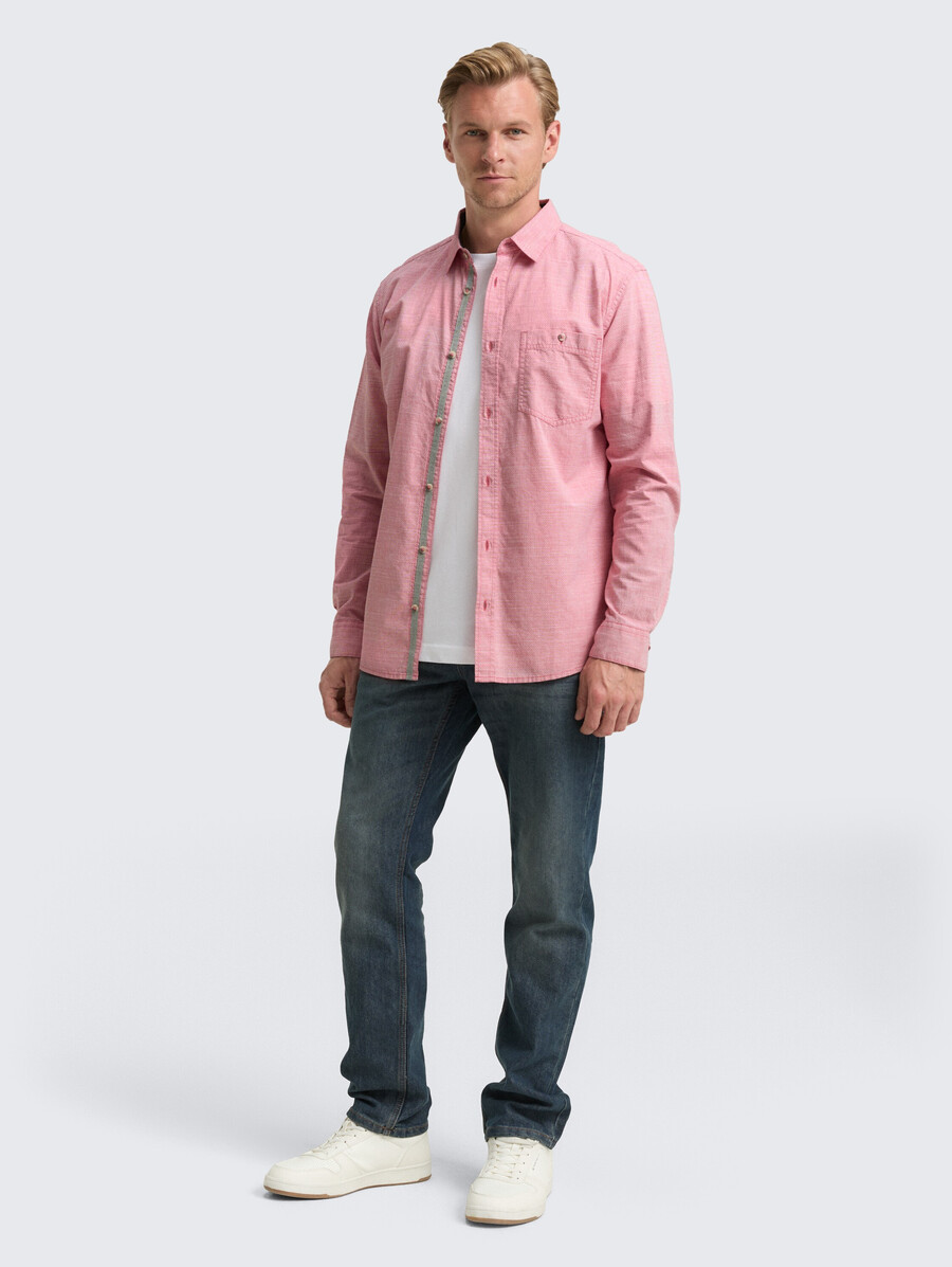 chemise coupe classique avec poche poitrine