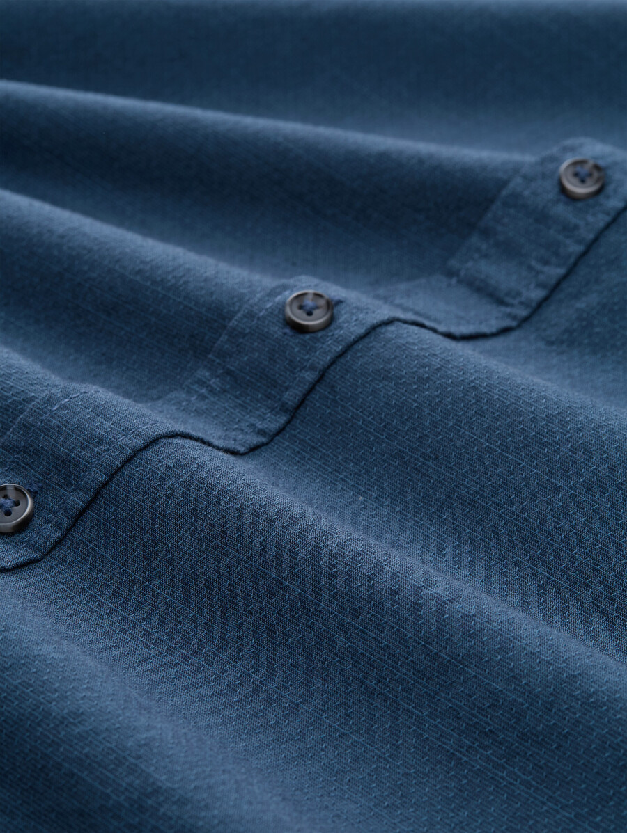 chemise coupe classique avec poche poitrine