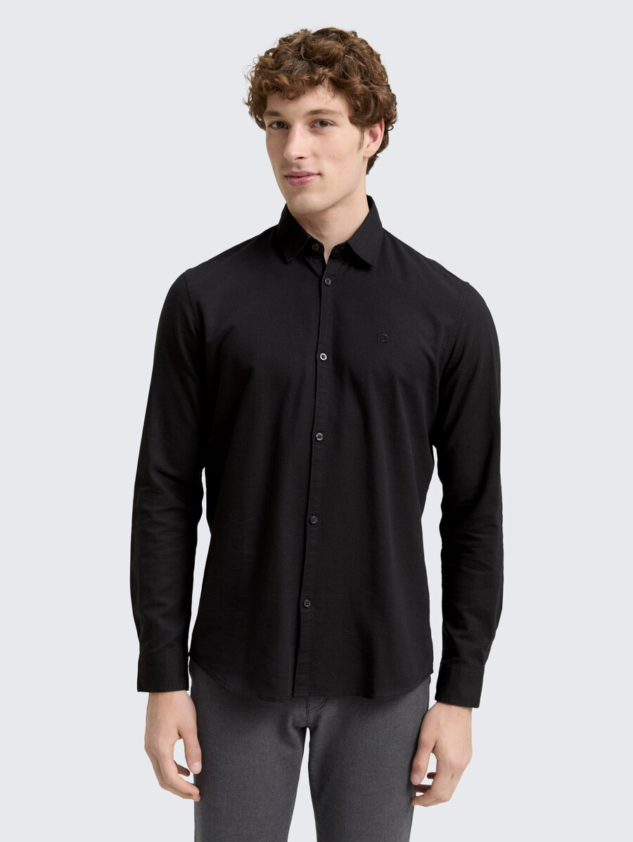 chemise coupe classique avec logo brodé