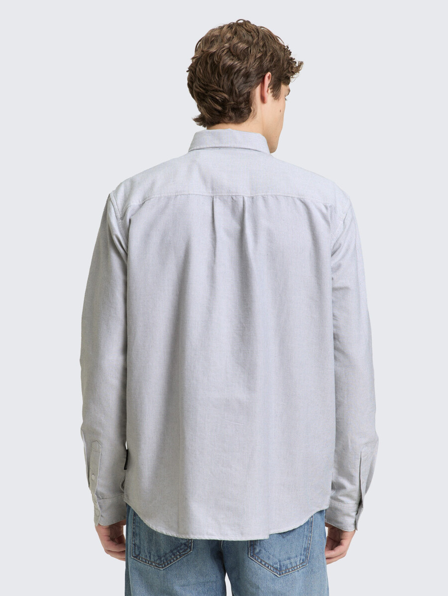 chemise en coton coupe décontractée